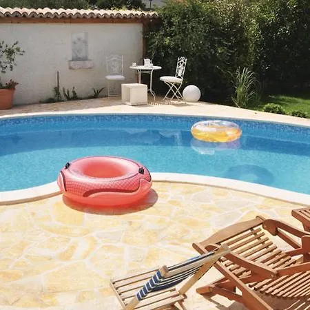 Apartamento Apartment Katica-3 *