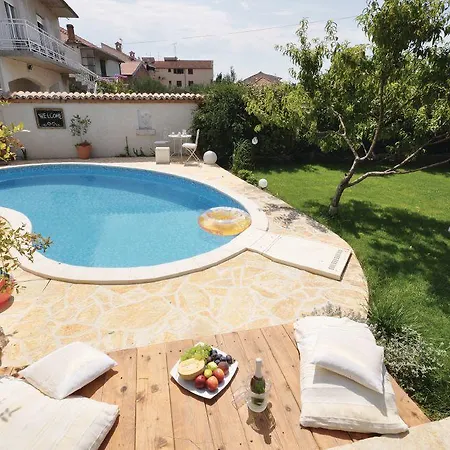 Apartment Katica-3 * Vodice